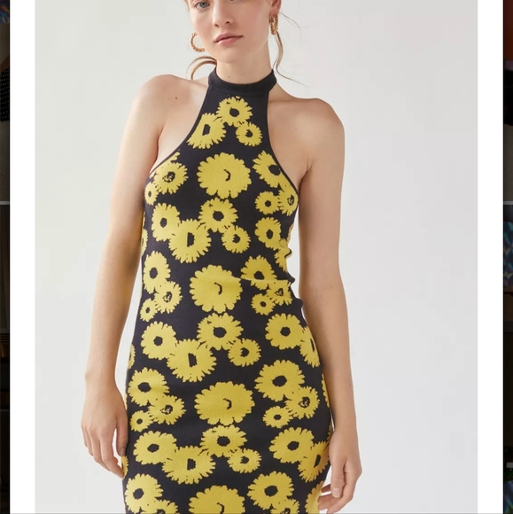 Halter Dress - Picture 5 of 7